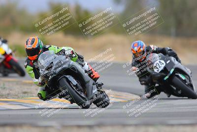 media/Jan-15-2023-SoCal Trackdays (Sun) [[c1237a034a]]/Turn 3 (1115am)/